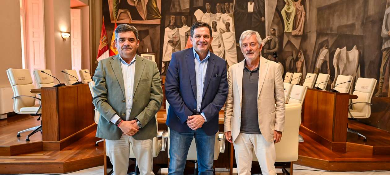 Marín: “El Campeonato Nacional Infantil de Natación convierte a Ciudad Real en el epicentro del esfuerzo, la pasión y la constancia que representa el deporte base”