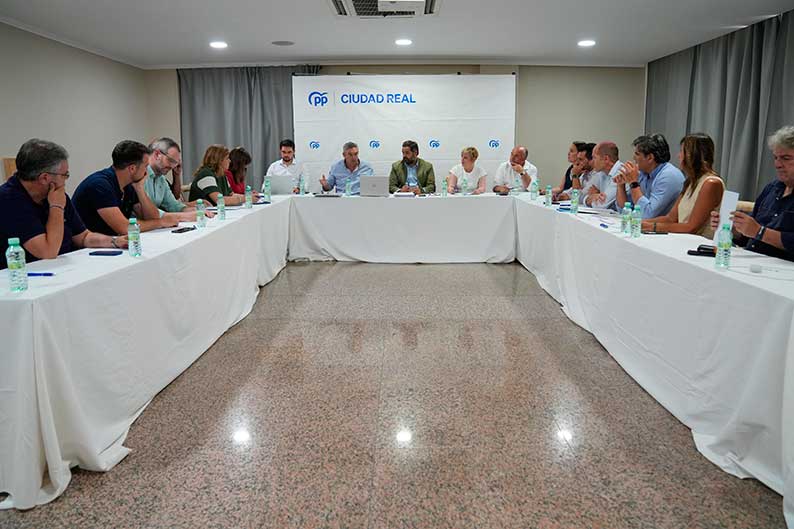 Núñez exige a Page cumplir el Pacto Regional por el Agua: “Mi compromiso es seguir peleando y defendiendo el agua para Castilla-La Mancha”