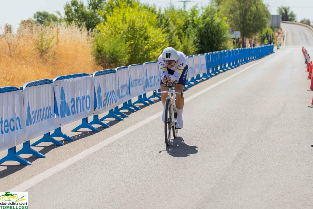 oscar gonzalez campo ganador decima edicion contrarreloj cc sport tomelloso 2025 25
