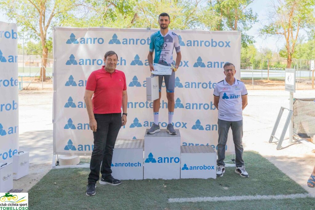 oscar gonzalez campo ganador decima edicion contrarreloj cc sport tomelloso 2025 6