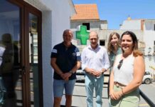 Pareja tendrá nueva farmacia y nueva farmacéutica