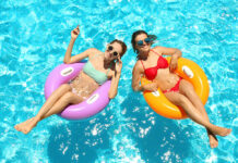 ¡Este verano disfruta de la piscina nocturna de Campo de Criptana !