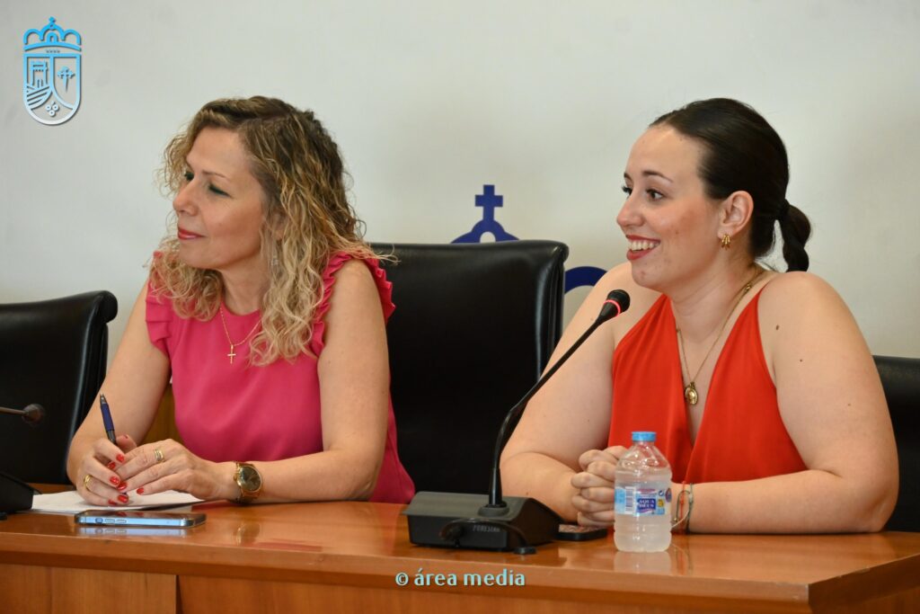 presentacion reina damas socuellamos feria 2025 7