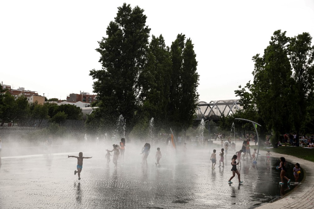 Denuncian la falta de redes de refugios climáticos en más del 70 % de las capitales españolas