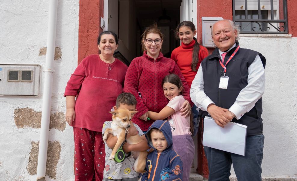 El renacimiento de la España Rural: Familias con Futuro, Pueblos con Vida