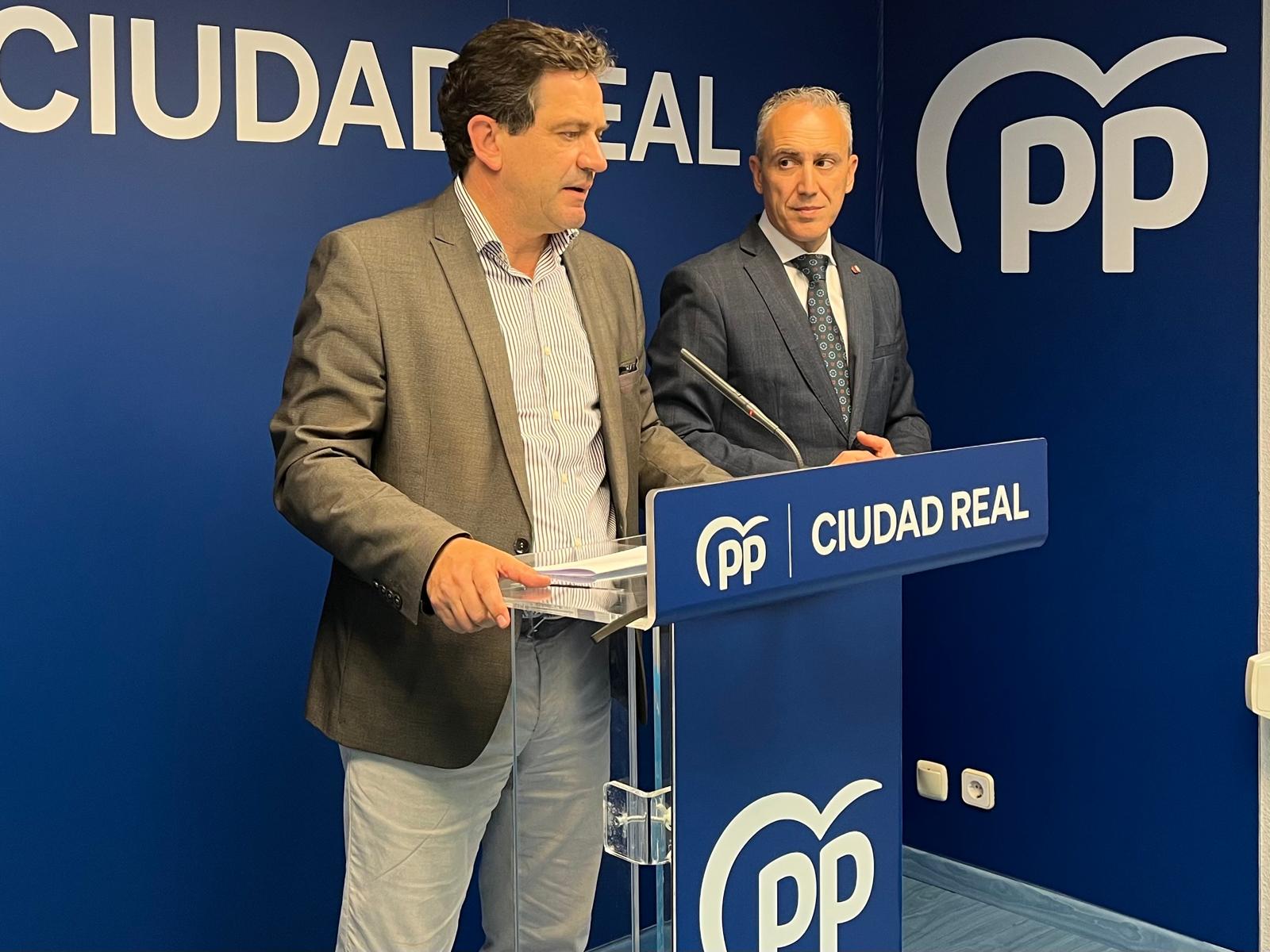Miguel Ángel Valverde denuncia el enésimo caos ferroviario y exige la dimisión en pleno del Gobierno de Pedro Sánchez