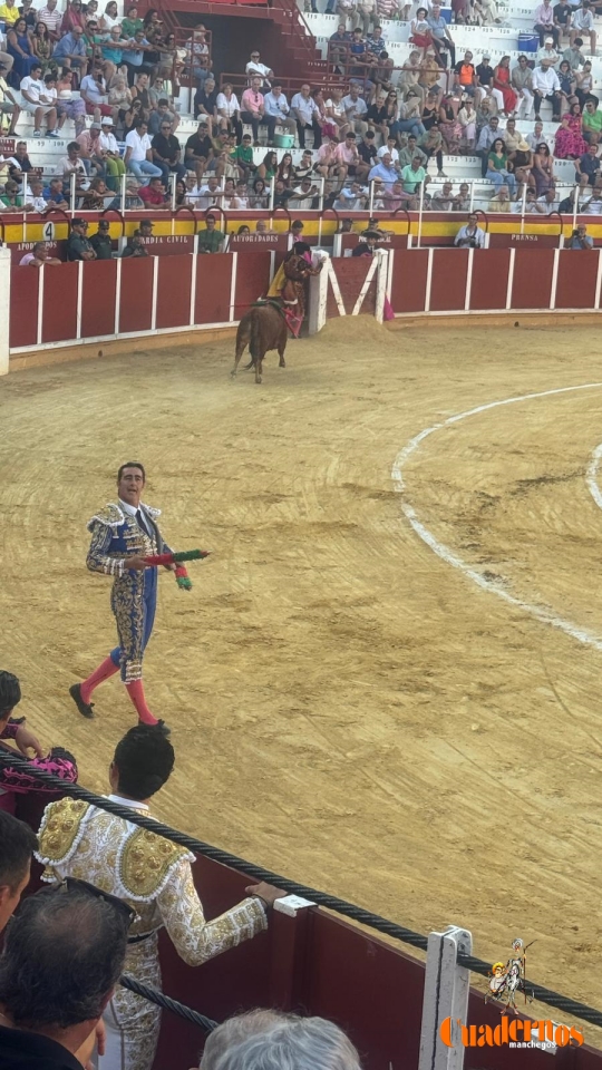 4 orejas antonio linares corrida feria tomelloso 03