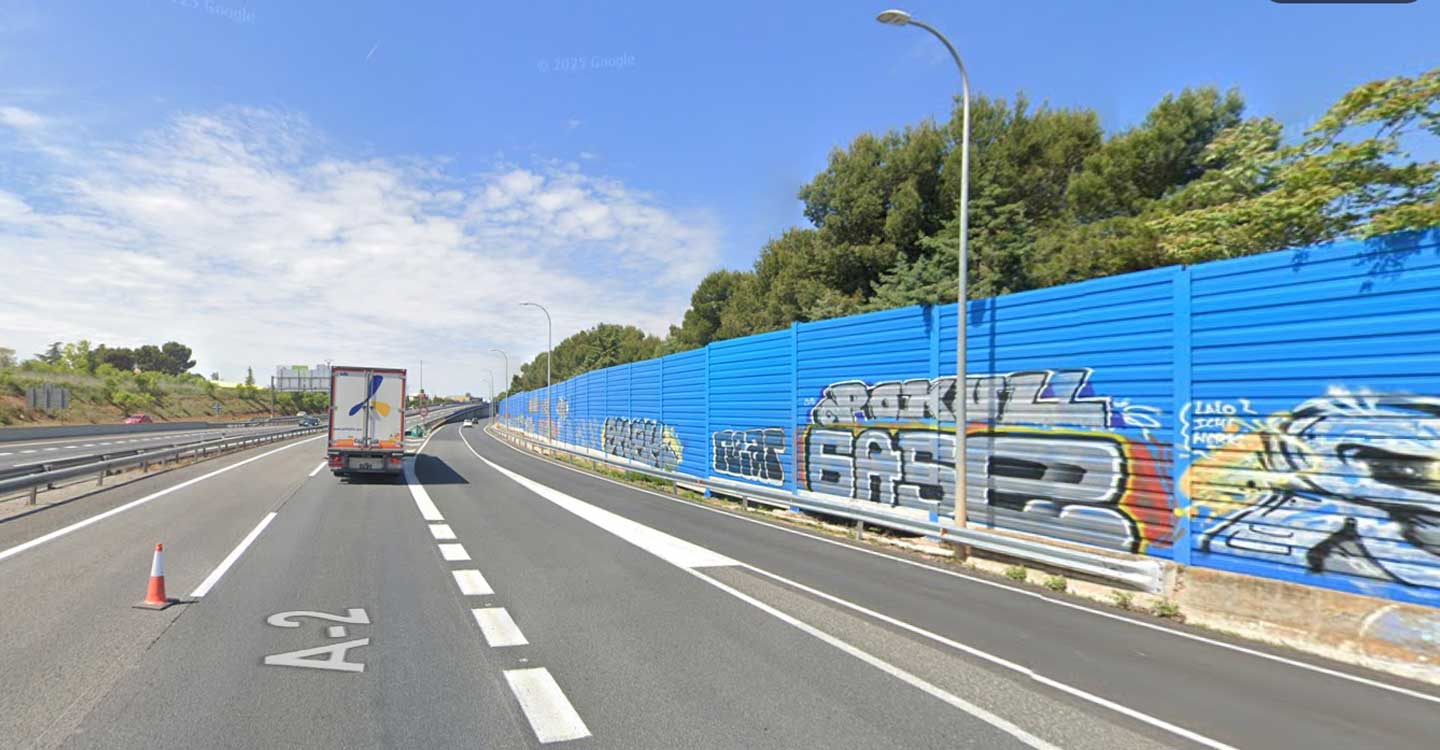 Un turismo atropella a una persona de 88 años cuando caminaba por la autovía