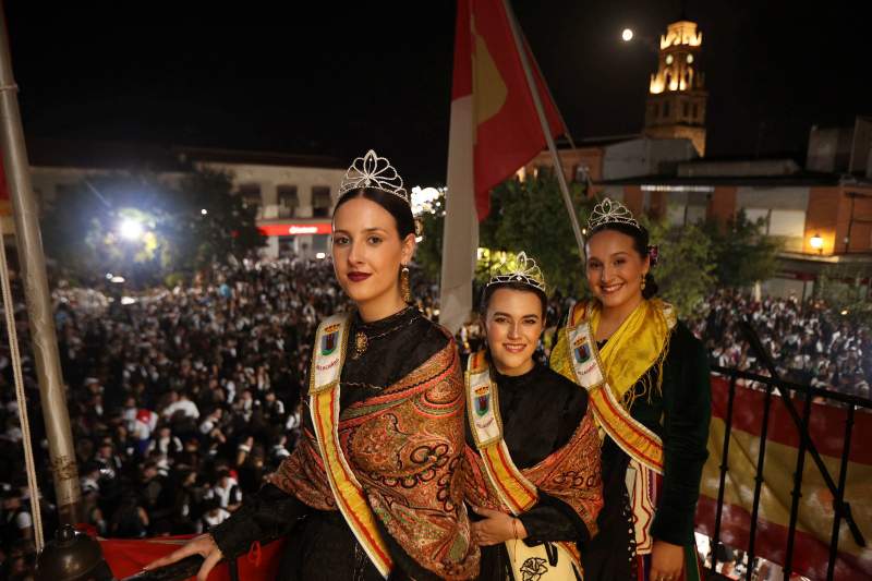 Gran protagonismo de las peñas en el chupinazo y la pólvora de la Feria de Villacañas