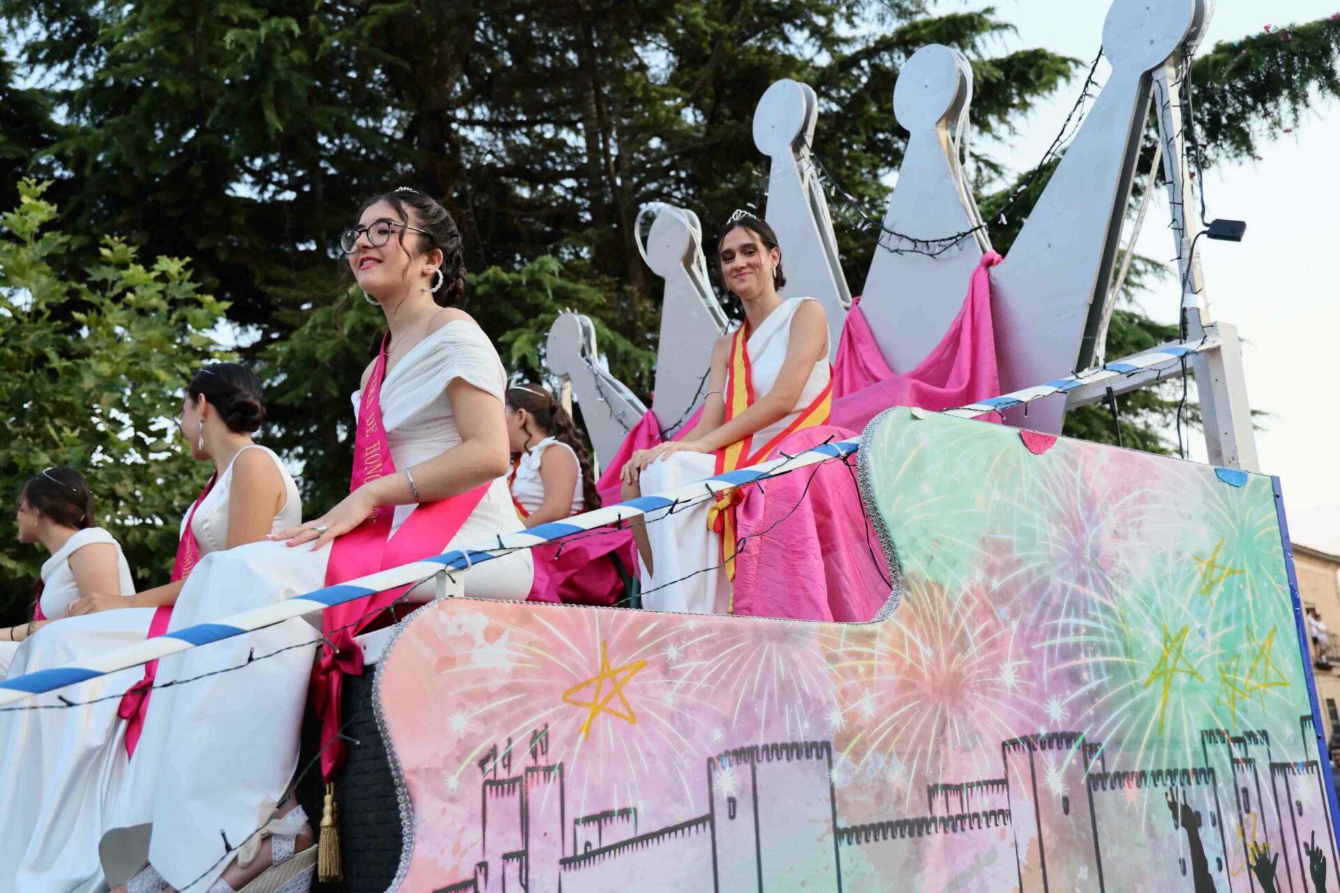 Color, música y tradición en el chupinazo de San Roque