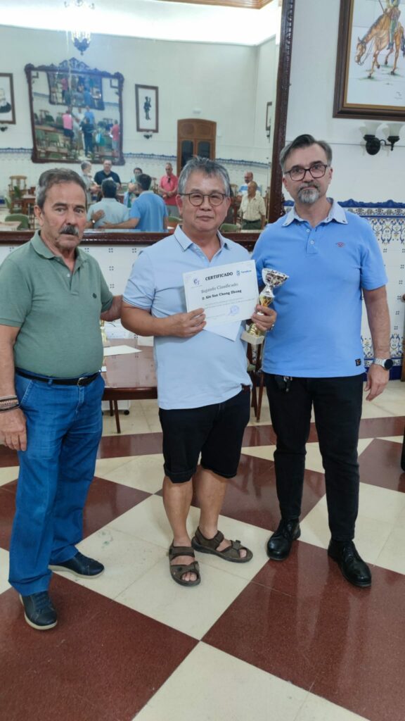 ganadores concurso chinos tute domino