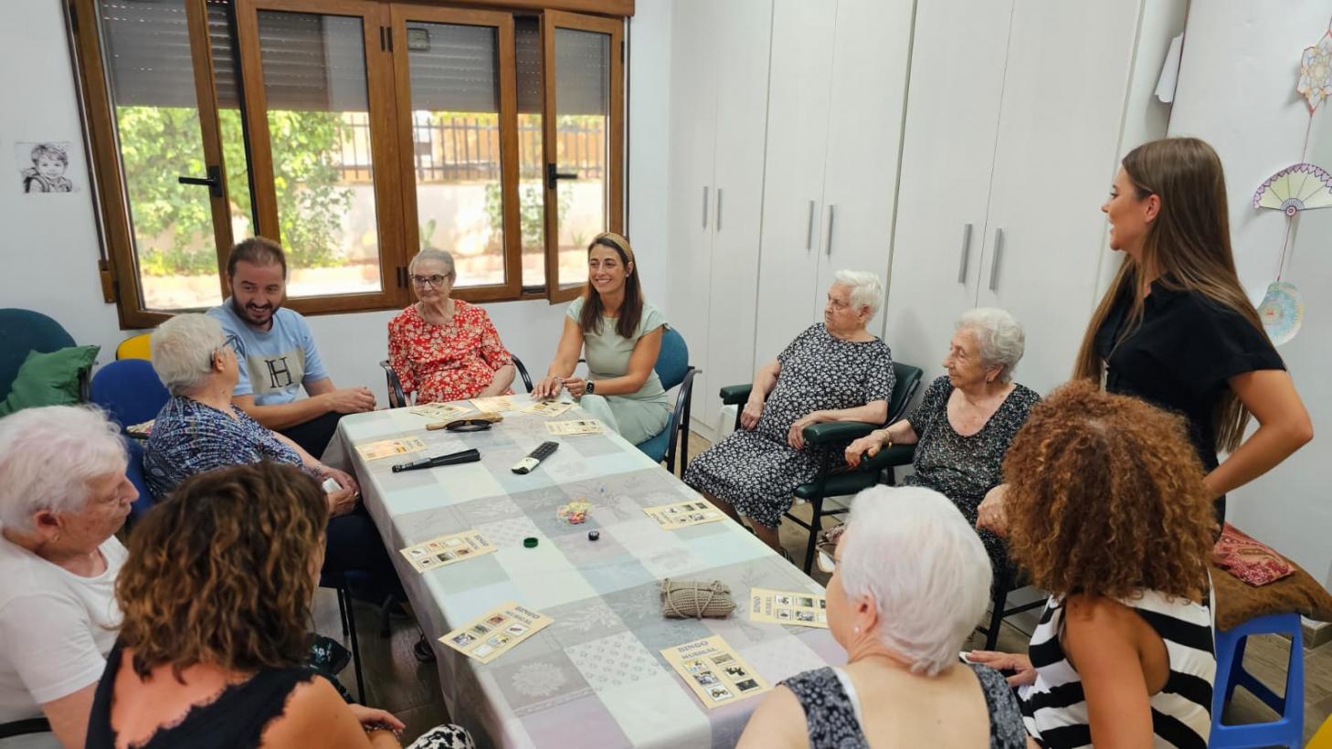 El Gobierno de Castilla-La Mancha combate la soledad no deseada con más inversión y una implementación local en red