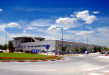 Dos heridos y un fallecido tras precipitarse desde unos siete metros en Villarrobledo