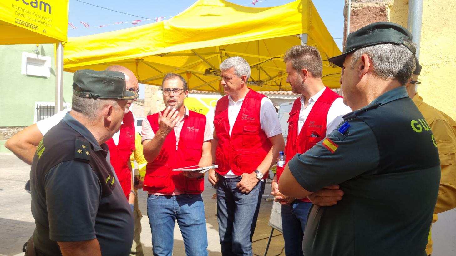 La Junta trabaja intensamente con el dispositivo INFOCAM para estabilizar el incendio de Navalmoralejo que se mantiene en Nivel 2