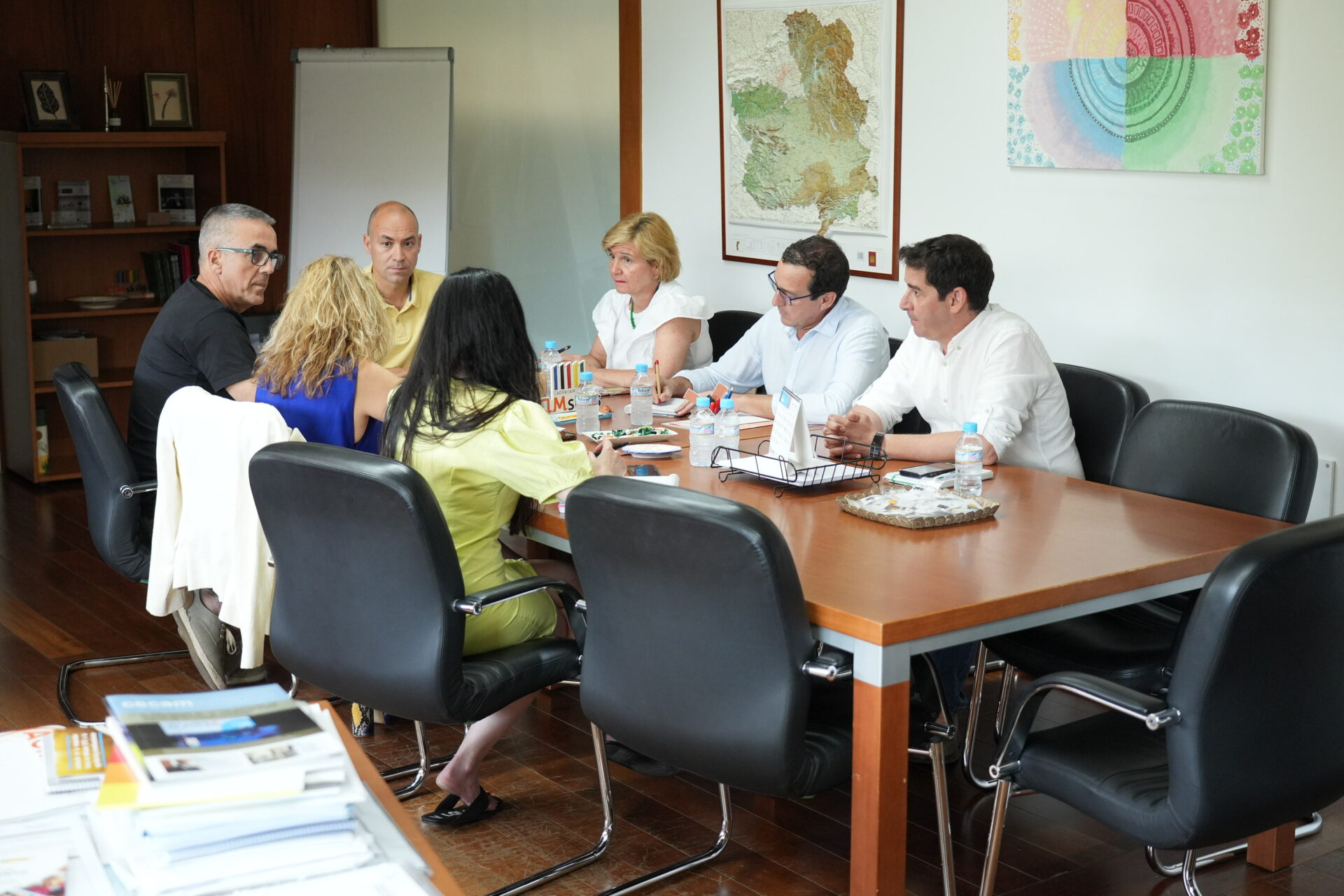 La Junta y FRICAM refuerzan su compromiso con la modernización del sector de instalaciones y energía en Castilla-La Mancha