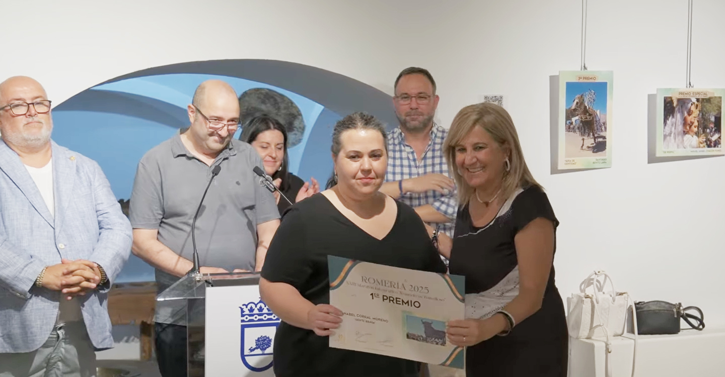 Tomelloso acoge una muestra fotográfica única que recoge la esencia de la Romería de la Virgen de las Viñas