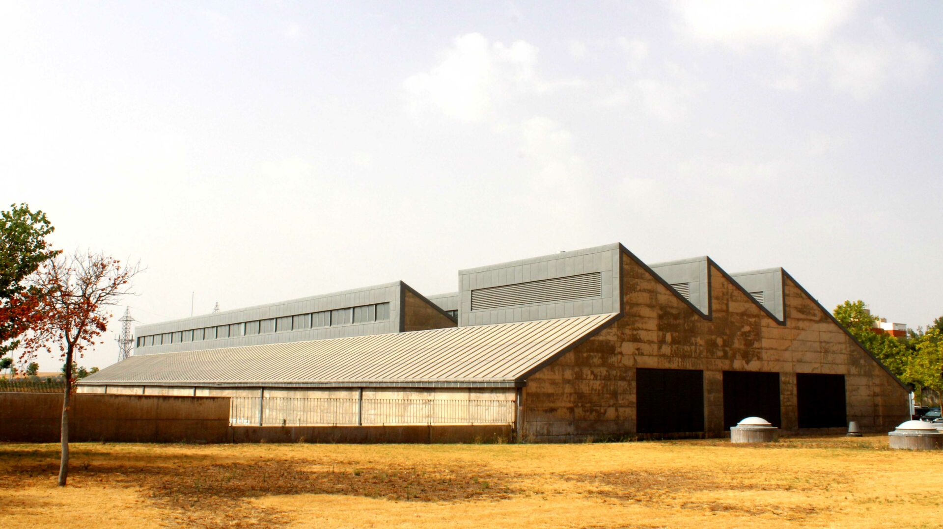 La Gerencia de Atención Integrada de Ciudad Real adjudica por 294.000 euros la segunda fase de la instalación de placas solares en el HGUCR
