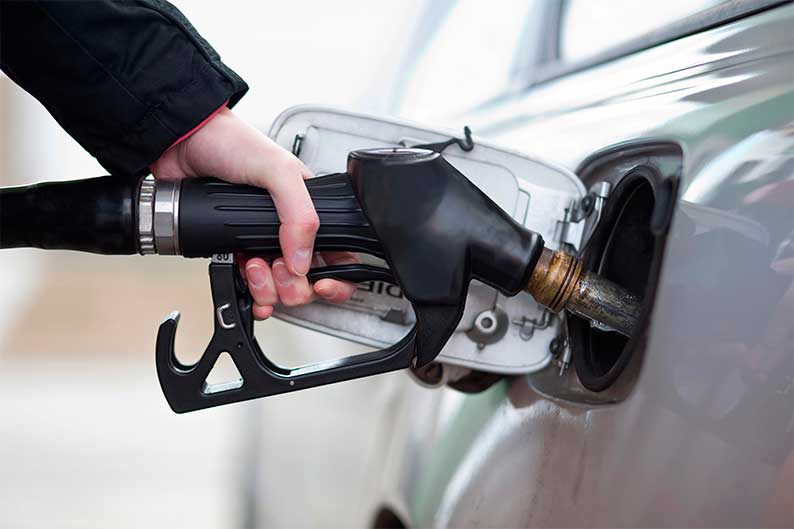 Las marcas de gasolineras más baratas de cada provincia para este puente de la Asunción