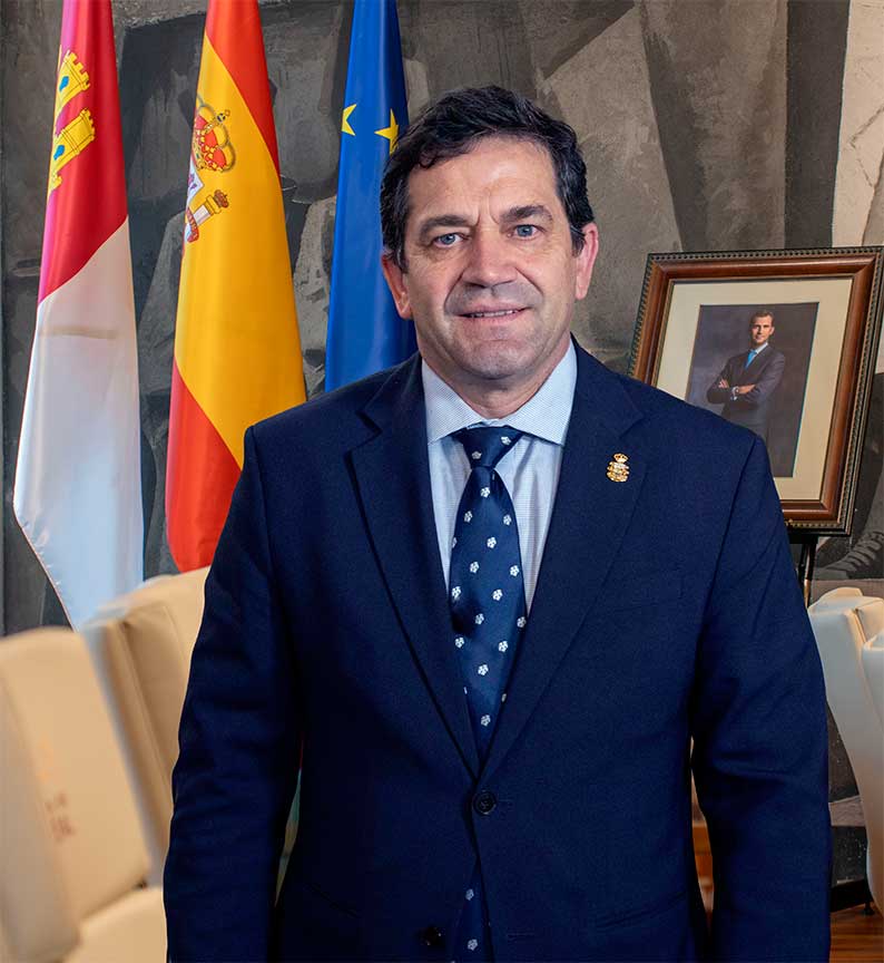 Saluda del presidente de la Diputación de Ciudad Real, Miguel Ángel Valverde, con motivo de la Feria y Fiestas de Tomelloso 2025