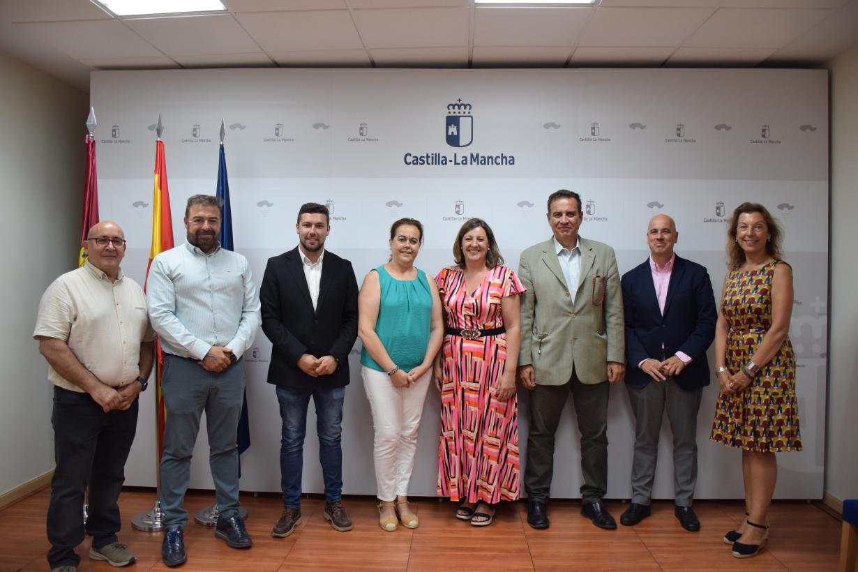 CLM subraya su compromiso en el impulso del tejido empresarial con la industria sostenible como palanca para la vertebración económica