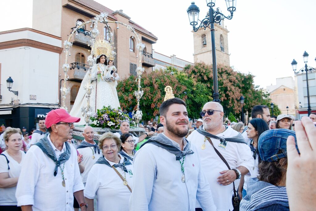 tomelloso vive emocion regreso patrona virgen vinas 14