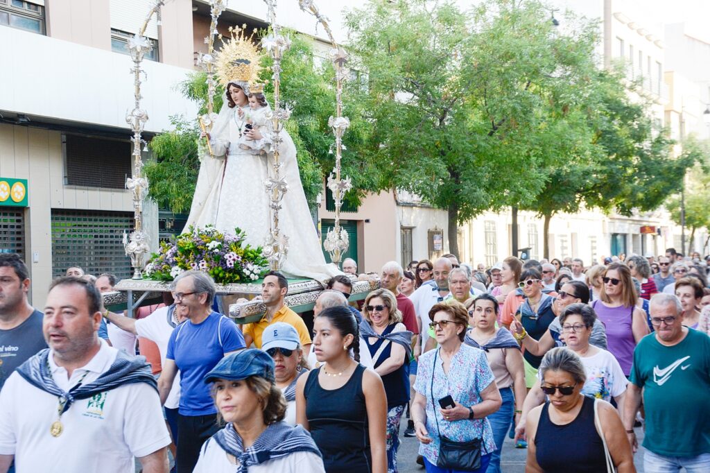 tomelloso vive emocion regreso patrona virgen vinas 9