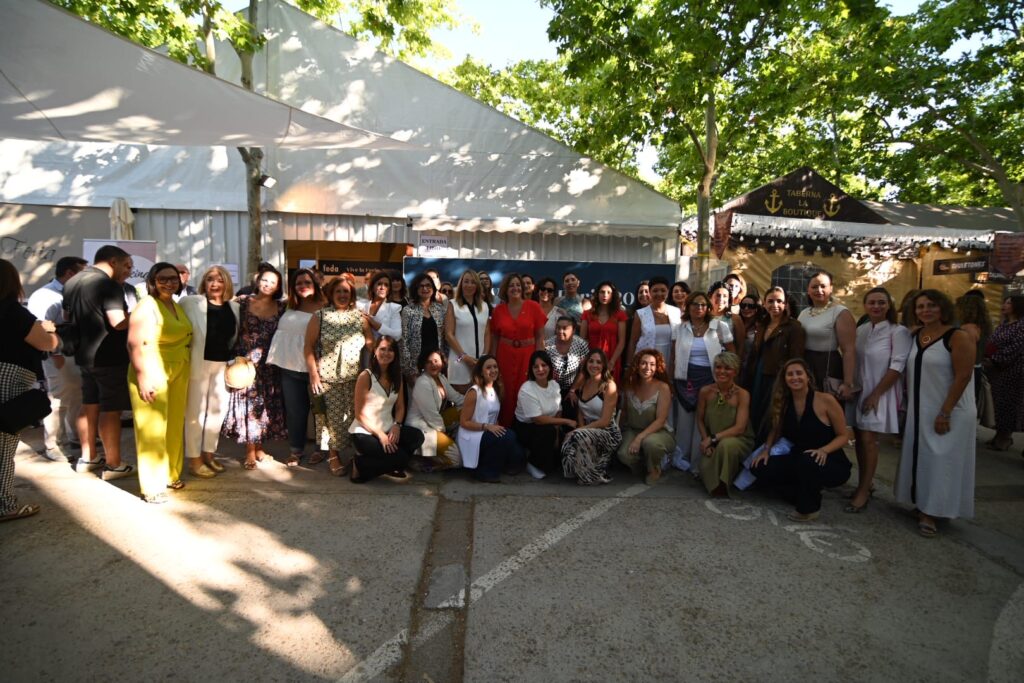 AMEPAP pone el foco en el emprendimiento femenino en el mundo rural durante su tradicional Desayuno de Feria