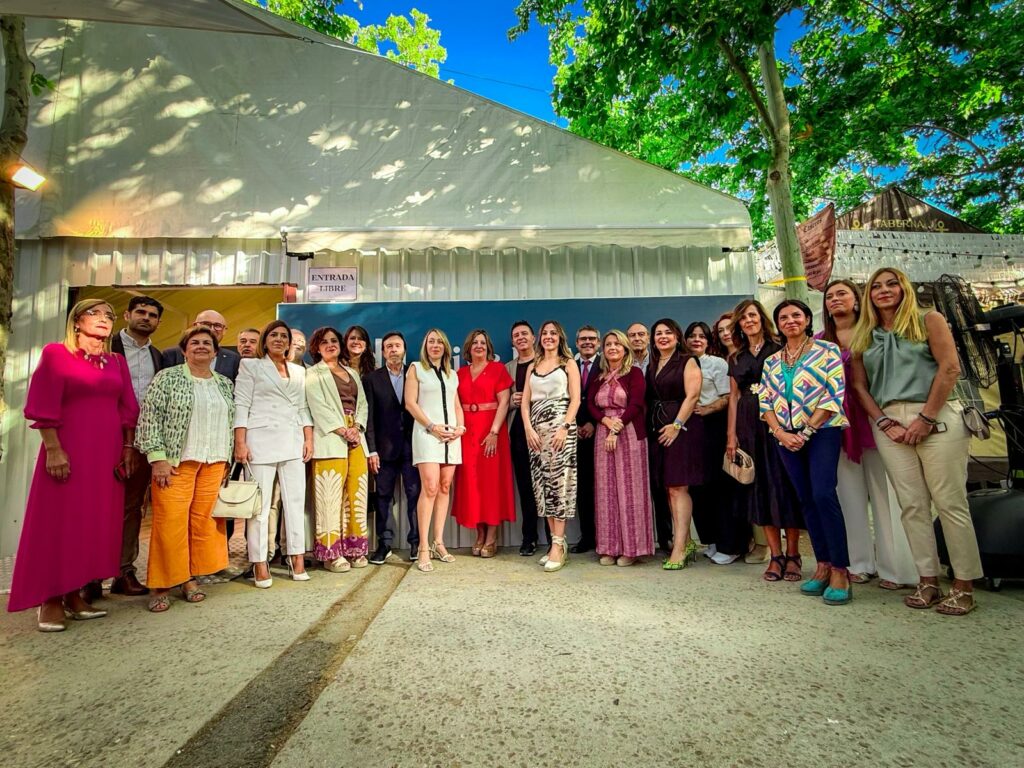 AMEPAP pone el foco en el emprendimiento femenino en el mundo rural durante su tradicional Desayuno de Feria