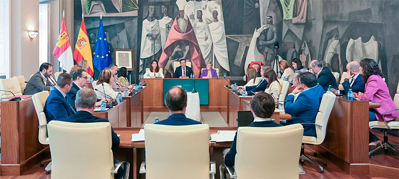 El Pleno de la Diputación aprueba la movilización de 23 millones de euros de remanente por unanimidad para el Plan de empleo propio, un Plan Extraordinario de Obras y apoyo a municipios para gasto corriente