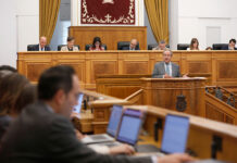 El Parlamento Autonómico aprueba el ‘techo de gasto’ de los Presupuestos de la Junta para 2026