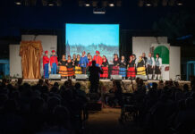 Emoción, Zarzuela y Tradición: La Coral Villa del Alba lleva El Barberillo de Lavapiés a su XV Festival