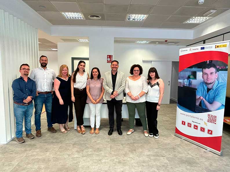 Broceño visita las nuevas oficinas de Fundación ONCE en Ciudad Real y destaca su labor en la empleabilidad de las personas con discapacidad