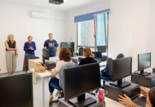 Trece alumnos se han formado en el curso de contabilidad y gestión empresarial para el emprendimiento, impartido en el CLIPE