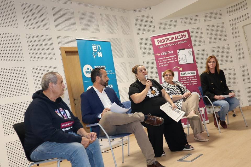 Personas en situación de vulnerabilidad analizan en Albacete el impacto de los discursos de odio en la sociedad