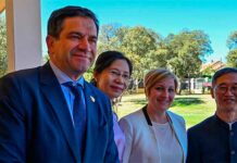 El embajador de China en España recibe a Valverde en su residencia con motivo del 76º aniversario de la República Popular China