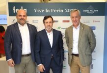 El presidente de Eurocaja Rural acompaña a los empresarios en la inauguración de la Caseta de FEDA en la Feria de Albacete