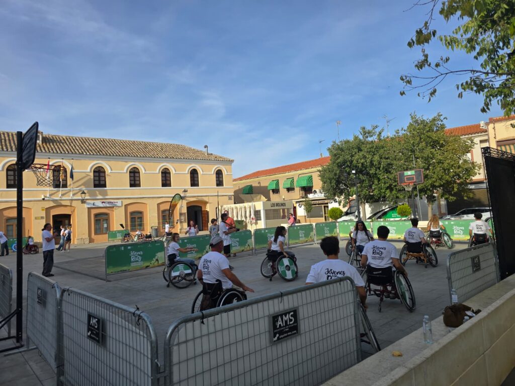 jovenesconraizvillacanas 4