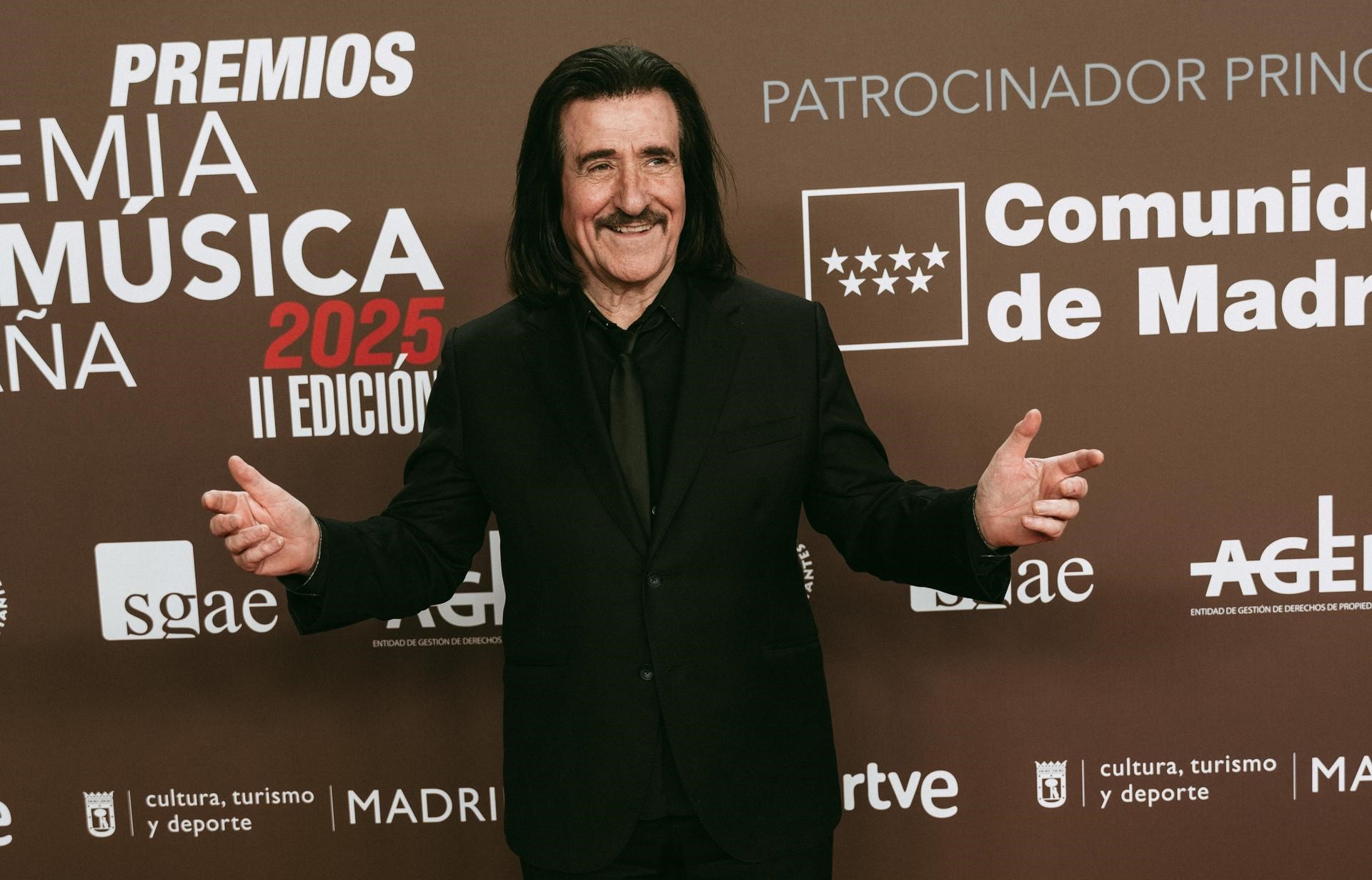 Luis Cobos, nombrado presidente de honor de la Academia de la Música de España