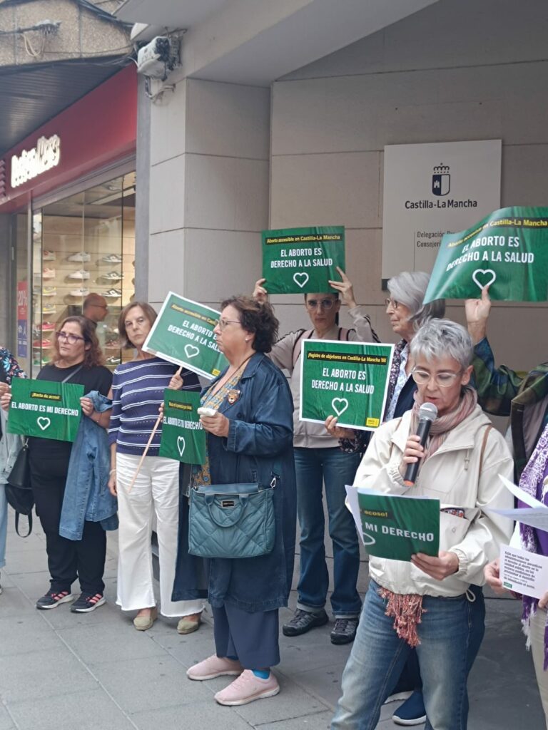 mas de 37 organizaciones denuncian la falta de acceso al aborto en la sanidad publica de castilla la mancha 21
