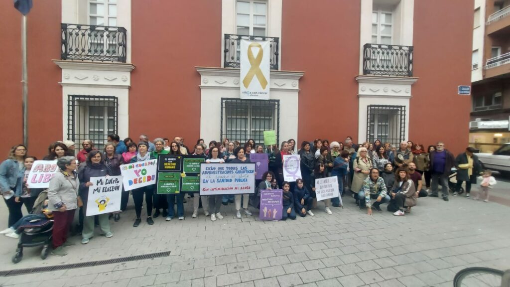 mas de 37 organizaciones denuncian la falta de acceso al aborto en la sanidad publica de castilla la mancha 37