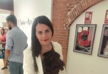 Carmen Belén Serrano expone su obra «Miss Zapatillas» en el X Salón de Arte Realista