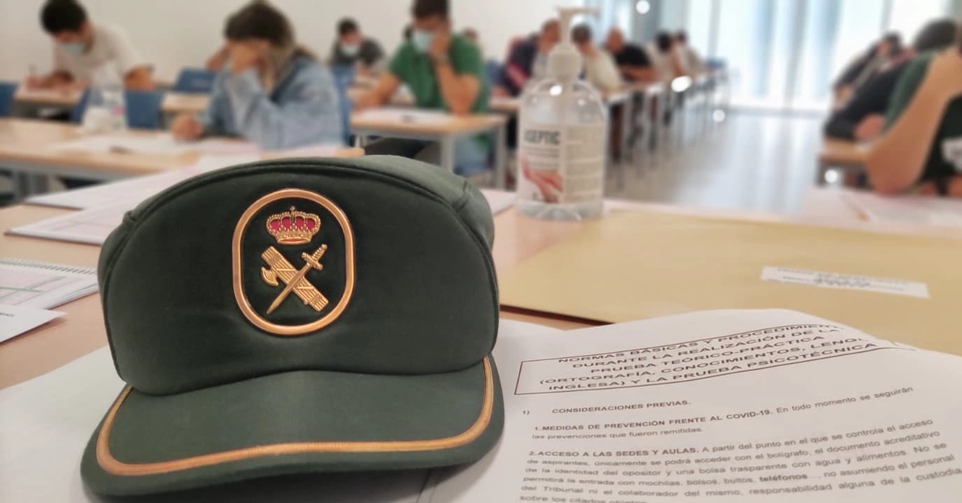 Cerca de 28.000 personas opositan este sábado a una de las 3.118 plazas ofertadas para ingresar en la Guardia Civil