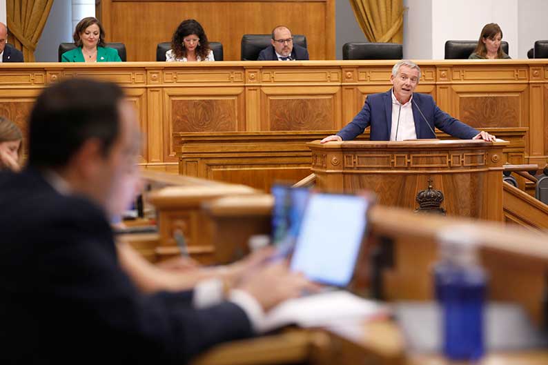 El Pleno aprueba tres resoluciones socialistas sobre conservación del medio ambiente, acogida de menores extranjeros e infraestructuras educativas