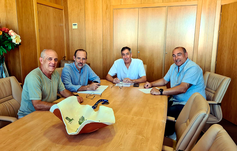 Quijote Maratón recaba el apoyo de la Consejería de Cultura y Deportes para el Maratón y la Carrera Escolar