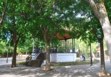 Continúa el refuerzo de las labores de limpieza y acondicionamiento de zonas verdes en Tomelloso