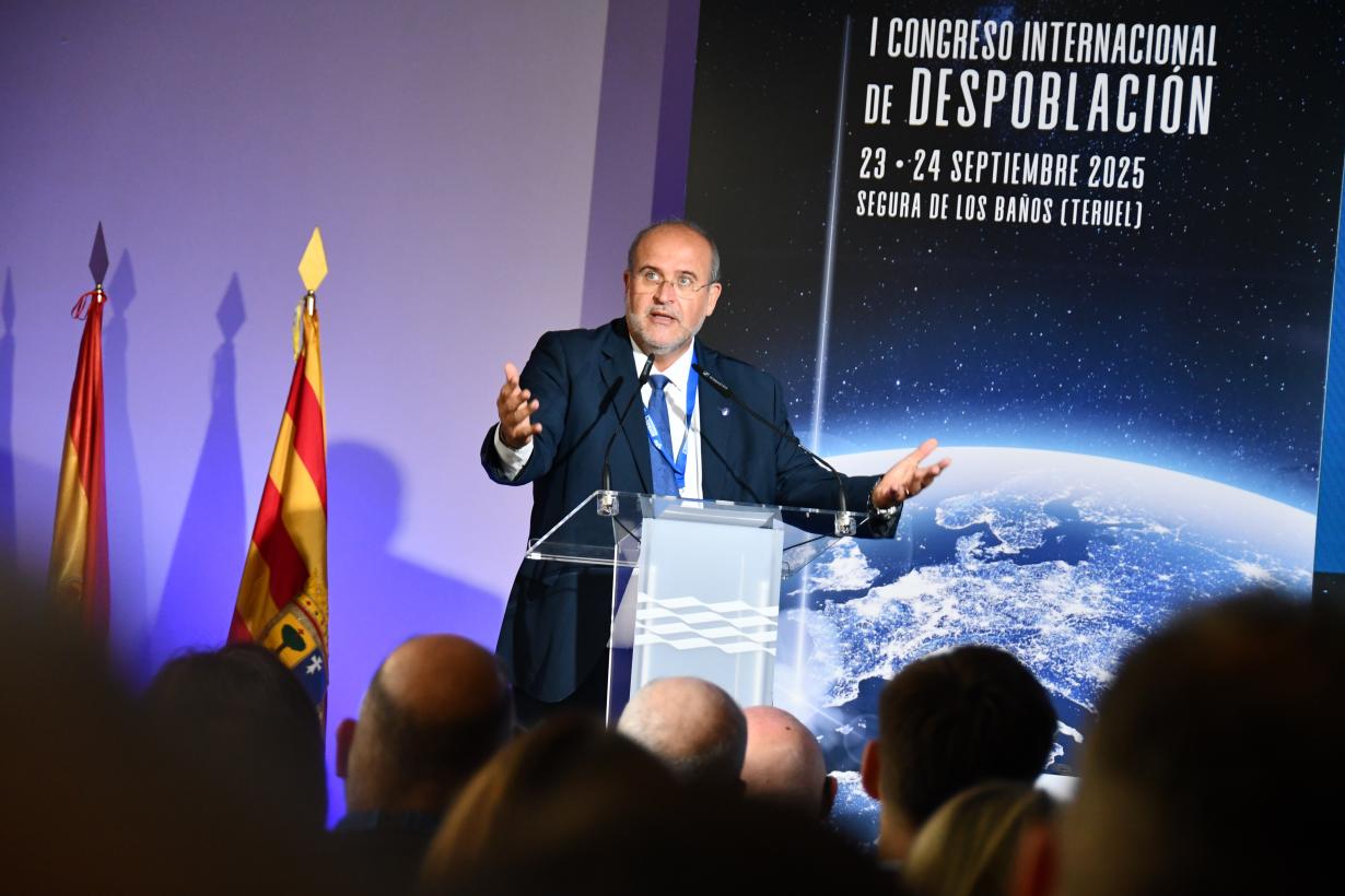 Castilla-La Mancha pide que los planes estatales de vivienda y las políticas de la UE incluyan un enfoque específico para las zonas rurales