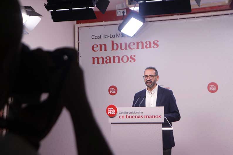 Gutiérrez critica que el PP duplicase la deuda con Cospedal “y ahora se niegue a ayudar a quitarla” y lo define como “perjudicial” para CLM