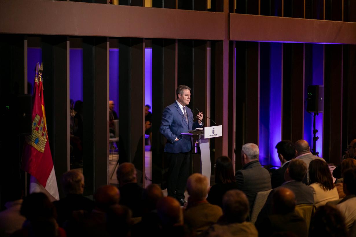 García-Page avanza una ampliación a partir del próximo miércoles de las líneas de transporte cuyos usuarios se beneficiarán del Bono Rural