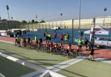 Los escolares perfeccionan su destreza en el ciclismo de pista en el Trofeo Velódromo- Ayuntamiento de Valdepeñas