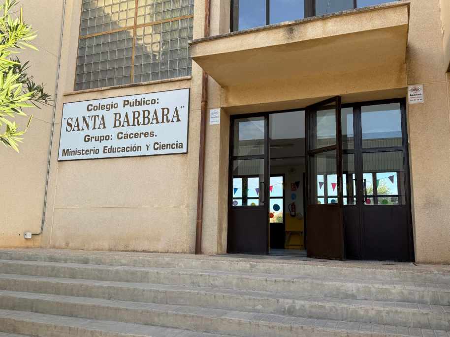 Cerca de un millar de alumnos comienzan el curso escolar en los colegios de Villacañas